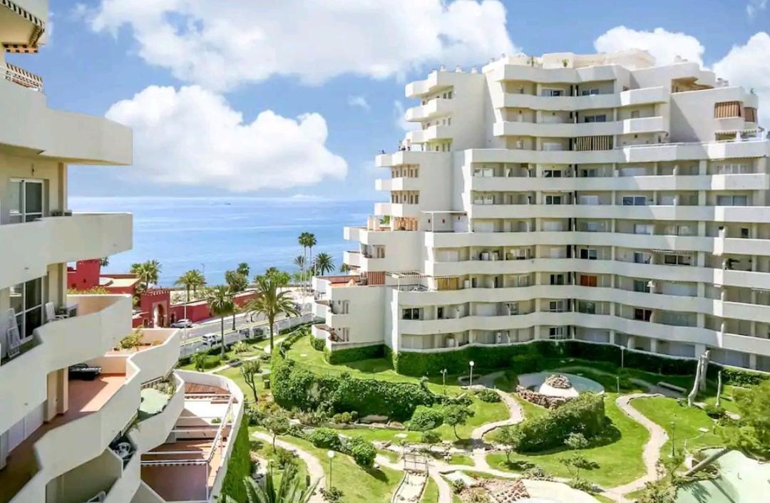 Benalbeach Ocean Front Apartment 1Bdr New! Benalmádena Εξωτερικό φωτογραφία