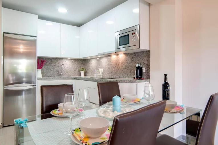 Benalbeach Ocean Front Apartment 1Bdr New! Benalmádena Εξωτερικό φωτογραφία
